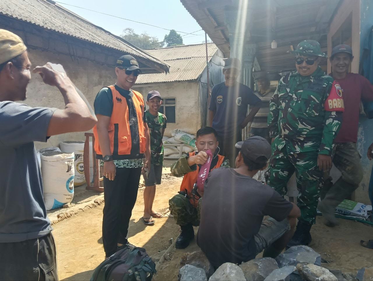 Dukungan Kesehatan TMMD ke-130: TNI Pastikan Kesejahteraan di Lapangan