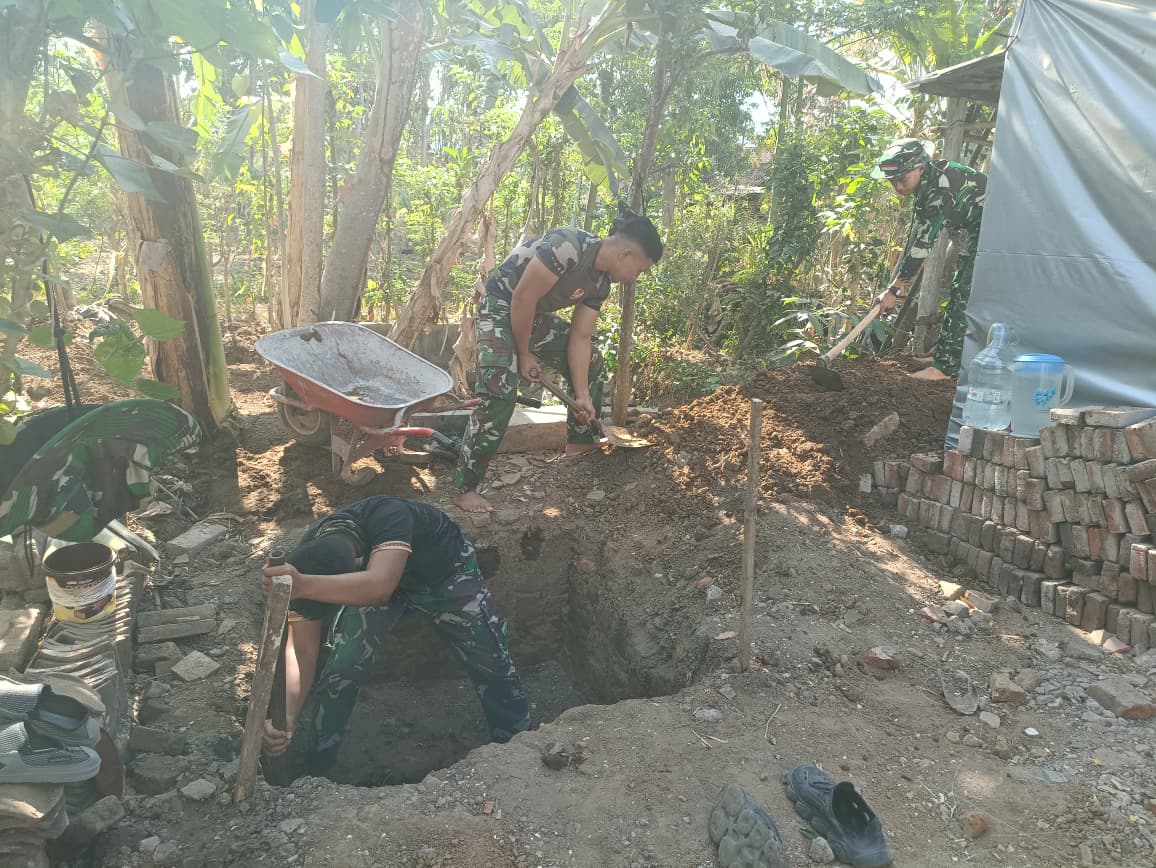 Inisiatif TMMD ke-130: Penyediaan Jamban Sehat untuk Warga Desa Pojok Inisiatif TMMD ke-130: Penyediaan Jamban Sehat untuk Warga Desa Pojok