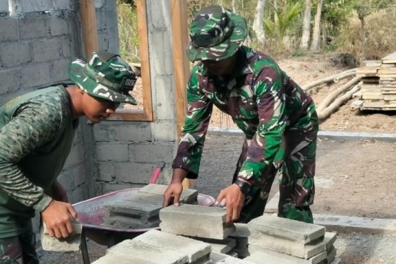 Perkuatan Struktur RTLH Pak Midi, Progres TMMD Terus Ditindaklanjuti