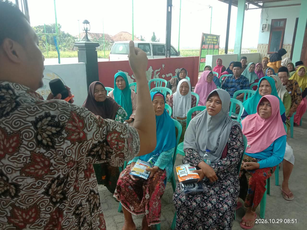 Pendidikan Nutrisi bagi Lansia: Satgas TMMD Pamekasan Bentuk Pola Hidup Sehat