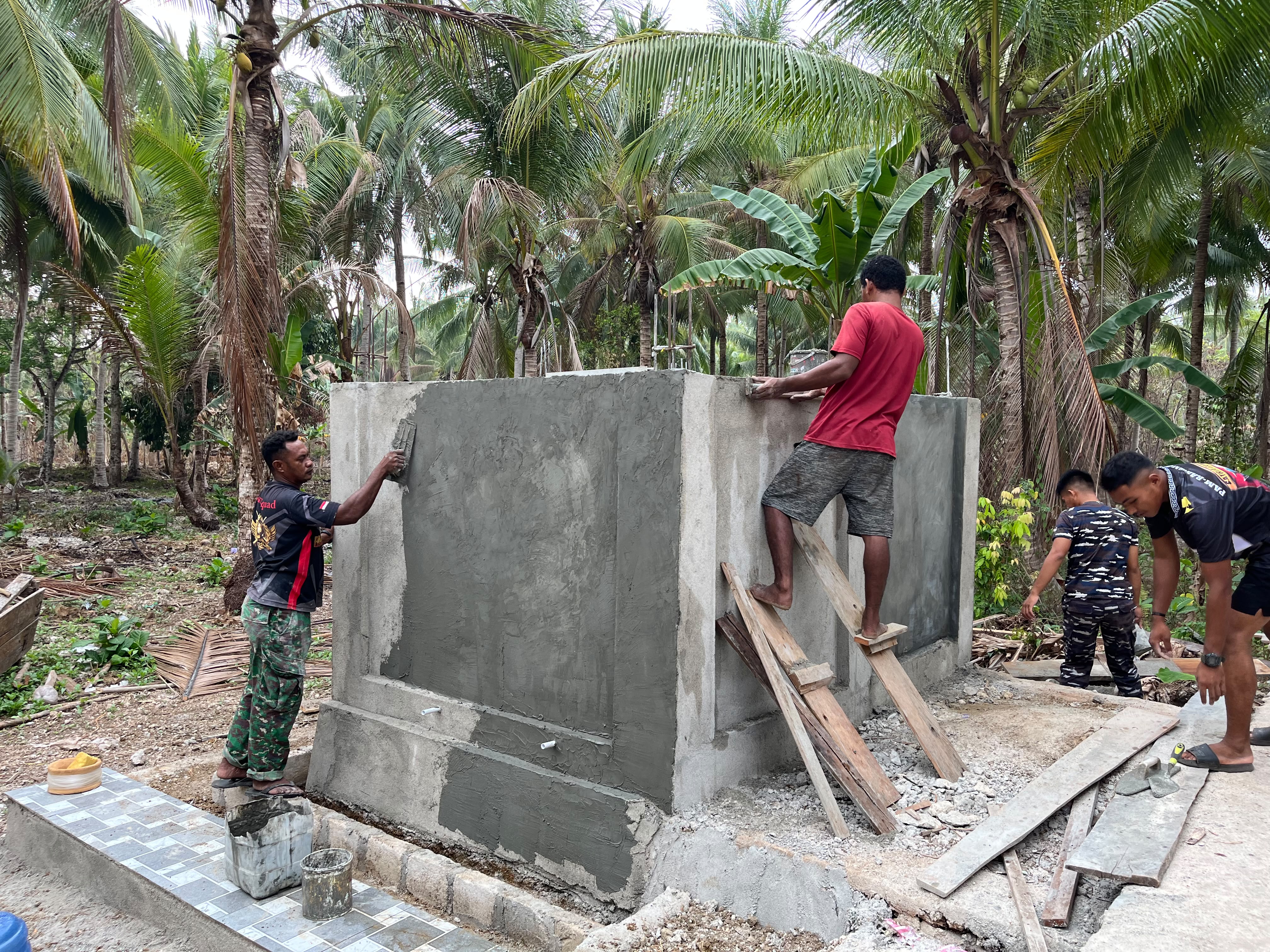 Peningkatan Sarana Ibadah Melalui TMMD ke-130 Kodim 1512/Weda