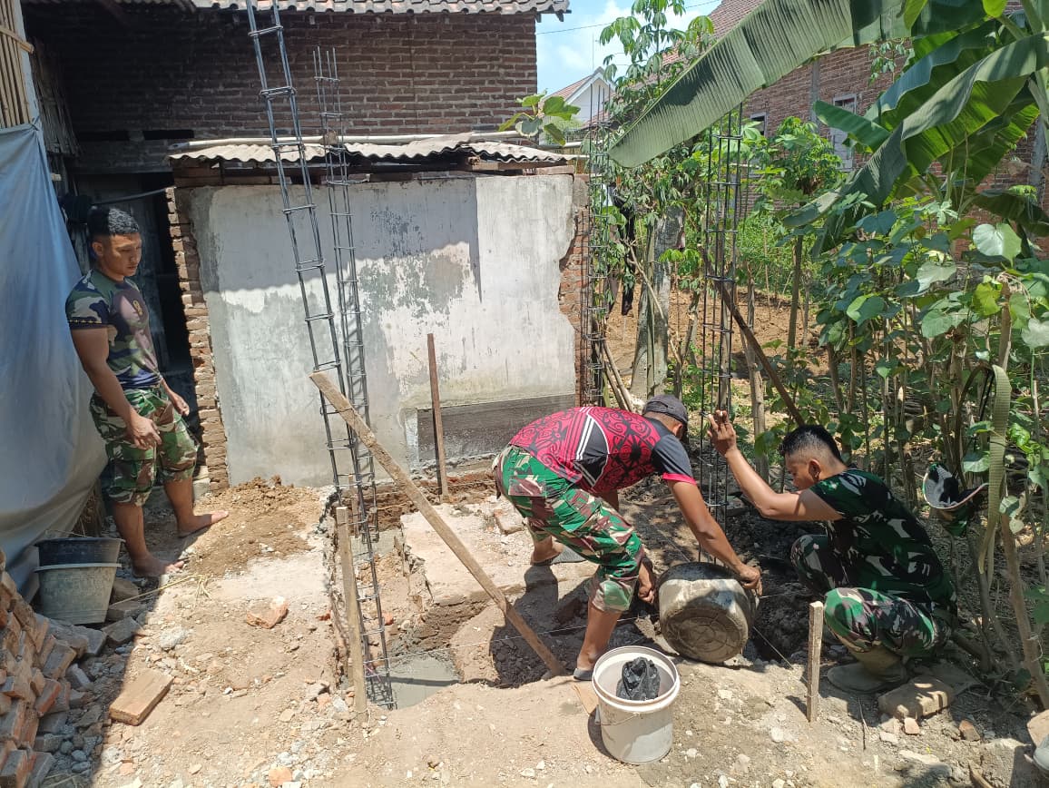 Satgas TMMD Kodim Tulungagung Laksanakan Pembangunan Sanitasi di Rumah Suparlan