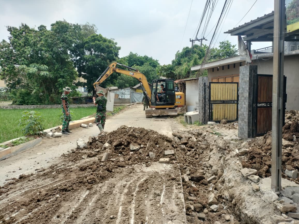 Infrastruktur Drainase U-Ditch Digarap TMMD di Sumur Bandung untuk Kurangi Genangan Infrastruktur Drainase U-Ditch Digarap TMMD di Sumur Bandung untuk Kurangi Genangan