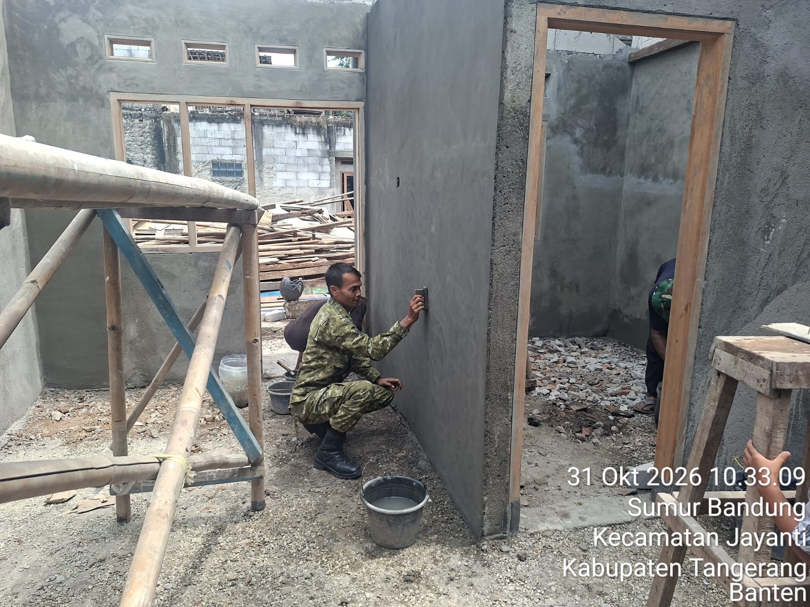 Satgas TMMD Kodim 0510 Fokus Finishing Pembangunan Rumah Ibu Misti