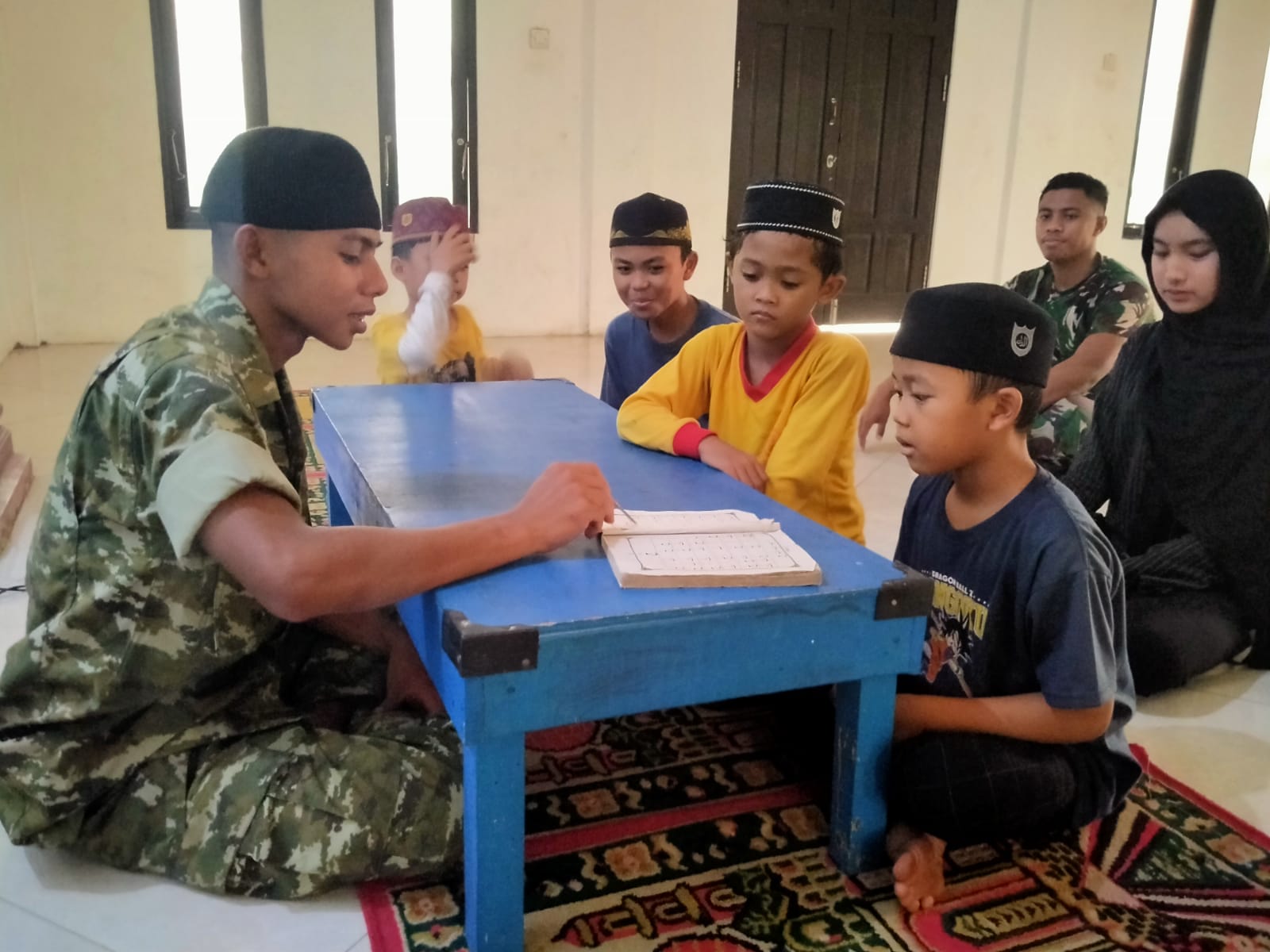 Pengajaran Mengaji untuk Generasi Muda di TMMD
