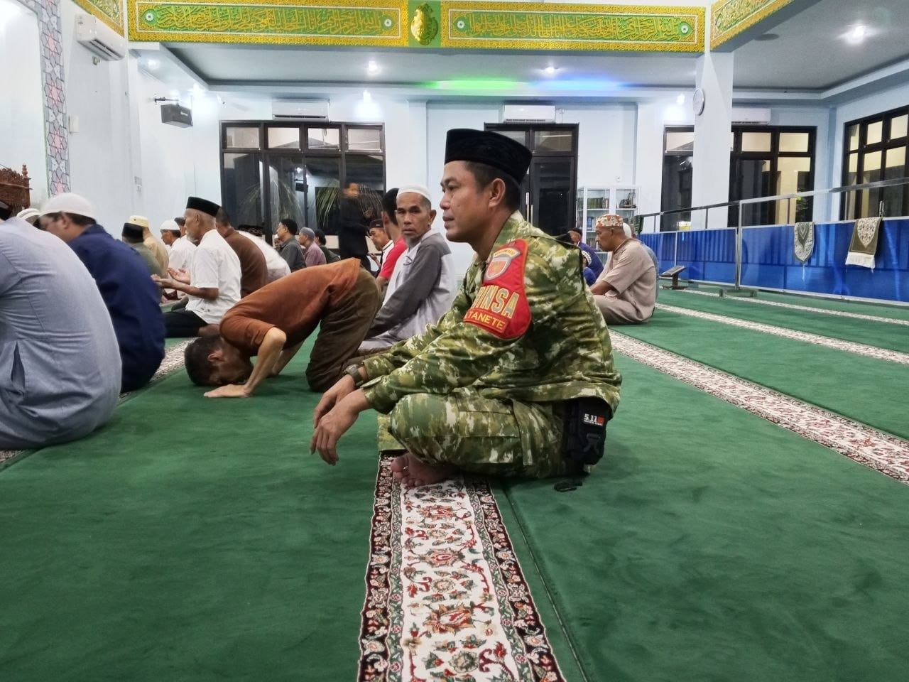 Safari Sholat Subuh Berjamaah: Upaya Babinsa Kodim 1420/Sidrap Dekatkan Diri dengan Masyarakat