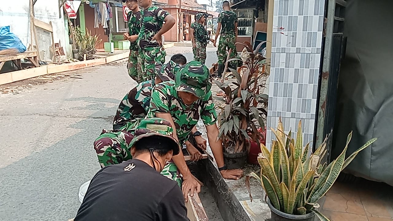 Perkuatan Infrastruktur Melalui TMMD ke-130 Perkuatan Infrastruktur Melalui TMMD ke-130