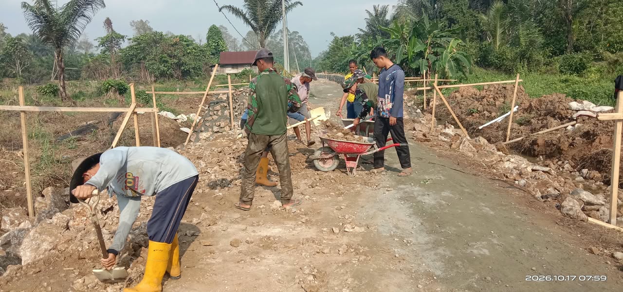 Semangat Gotong Royong Terbangun Melalui Program TMMD Reguler di Luwu Timur