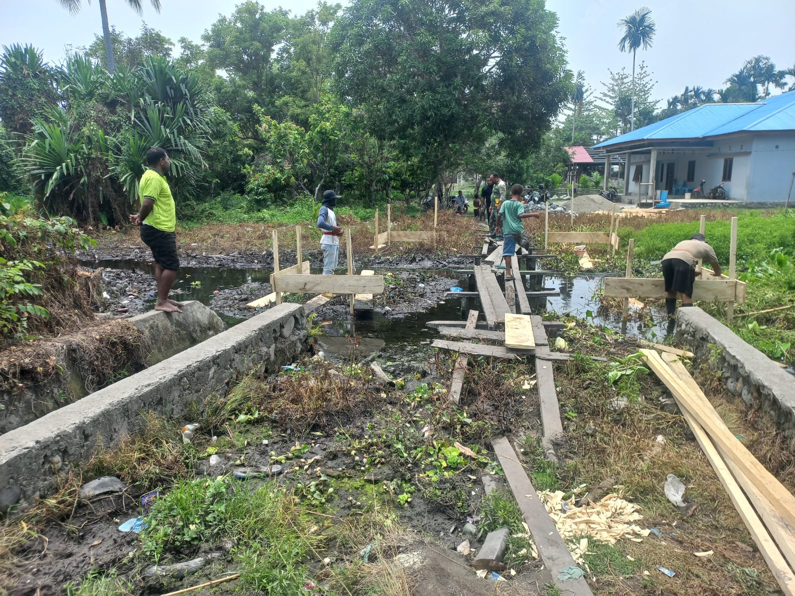Pembangunan Jembatan TMMD ke-130 Kodim 1808/Mansel, Buka Akses dan Tingkatkan Harapan Warga