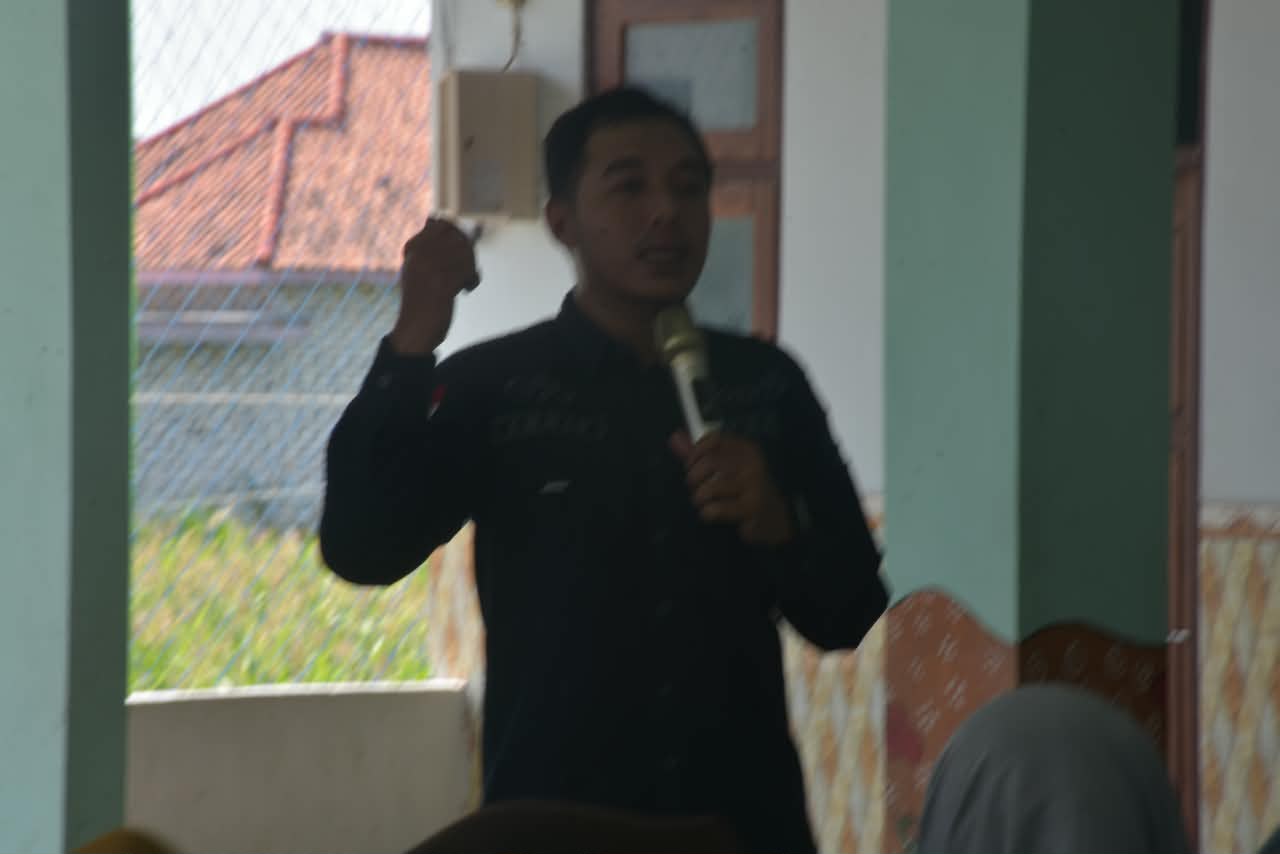 Sosialisasi KB TMMD Pamekasan Fokus Pada Keterlibatan Ayah dalam Keluarga Sehat