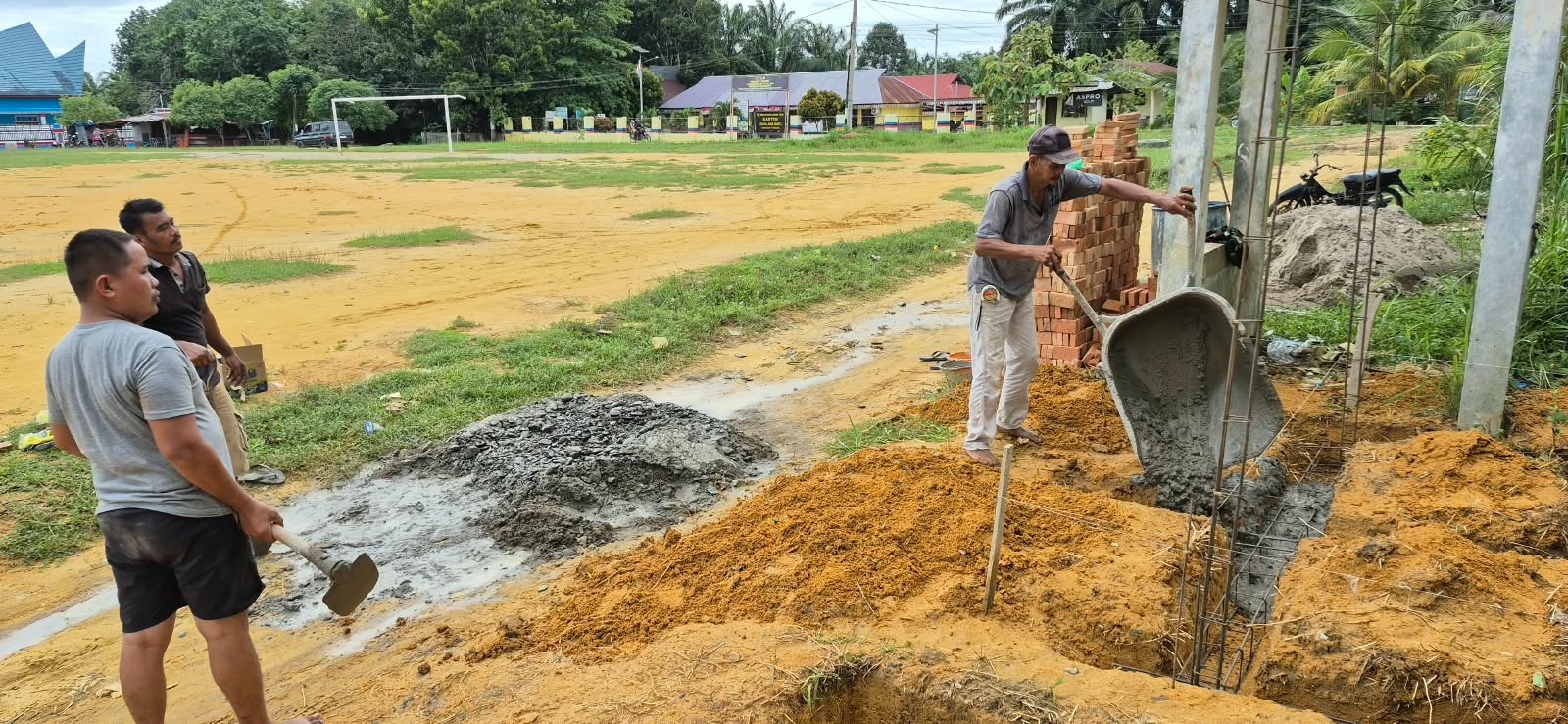 Dukungan Sanitasi di Desa Aek Batu Melalui Pembangunan MCK Umum