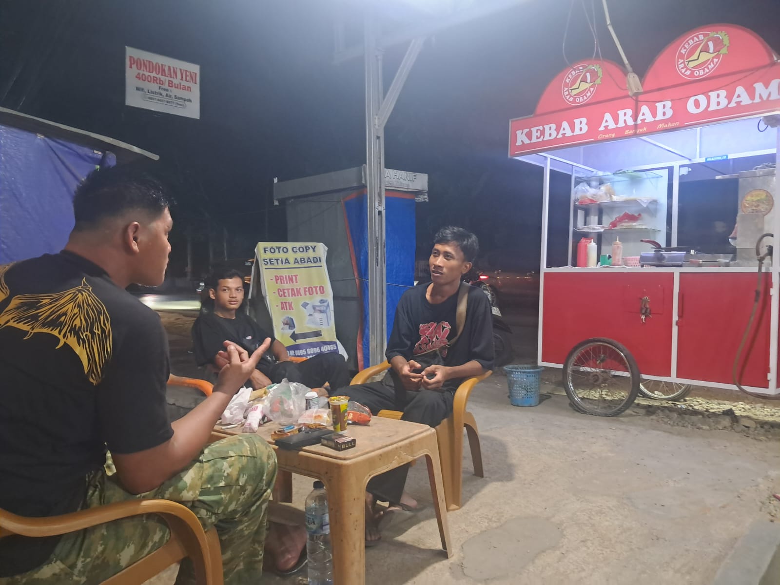 Malam Penuh Makna, Satgas TMMD ke-130 Kodim 0407/Bengkulu Gelar Diskusi dengan Warga