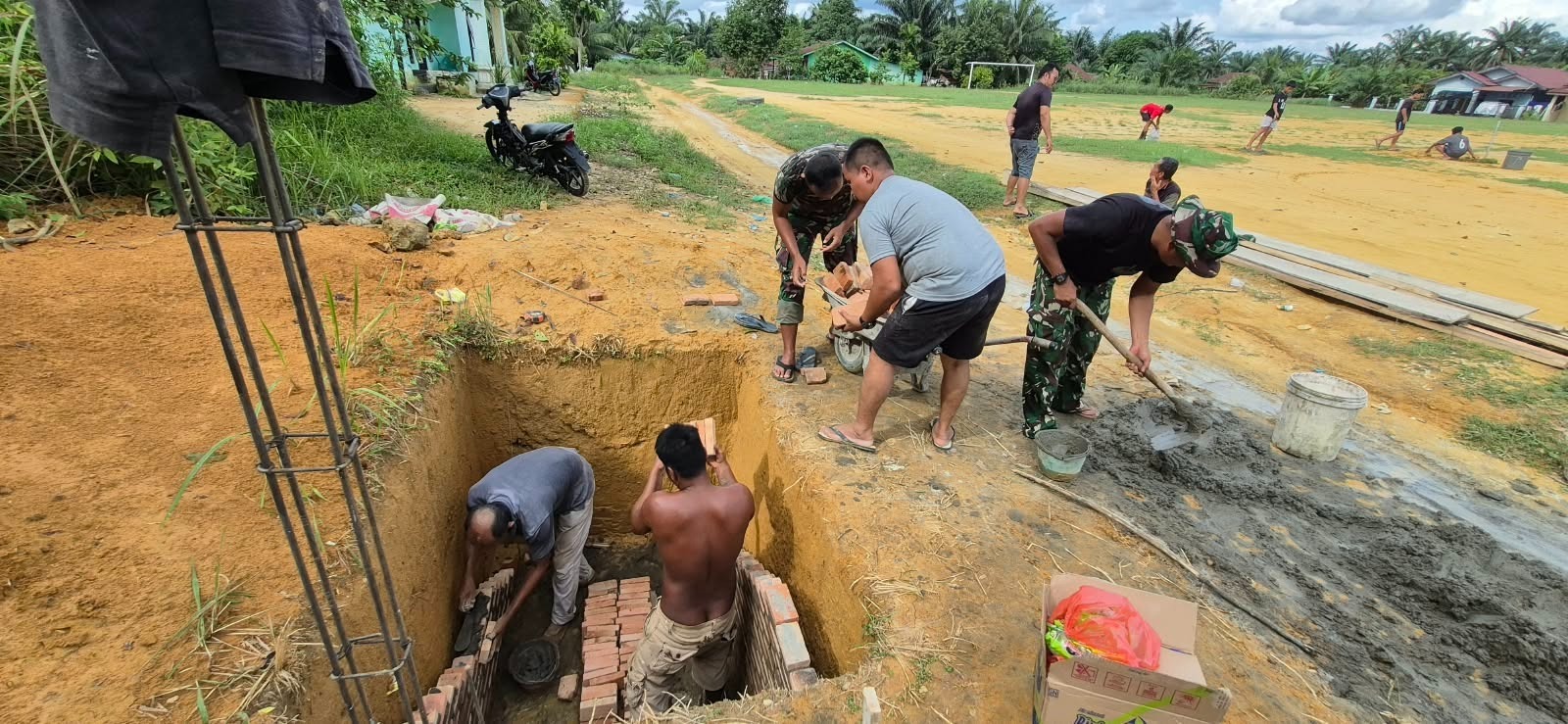 Kegiatan TMMD ke-130 Kodim 0209/Labuhanbatu Diharapkan Tingkatkan Fasilitas Publik di Desa Aek Batu