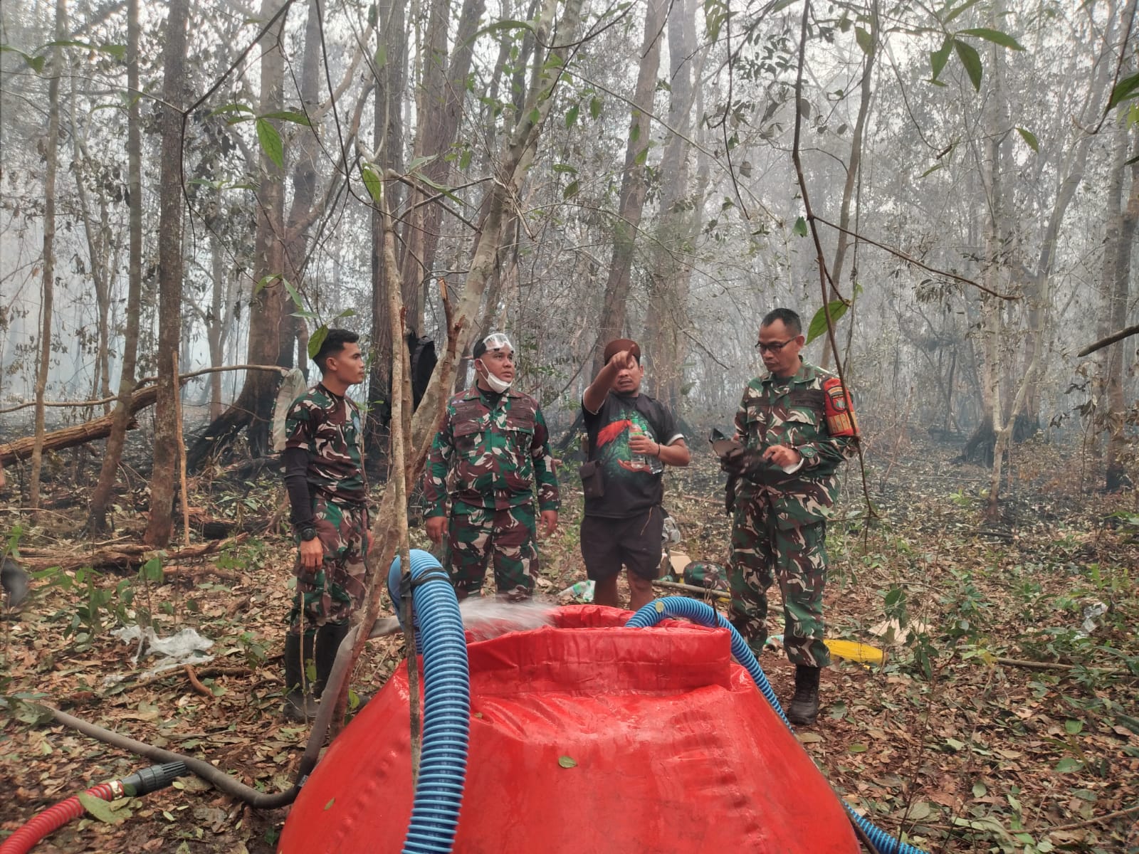 Dandim 1014/Pangkalan Bun Berperan Aktif Dalam Pemadaman Karhutla di Taman Nasional Tanjung Puting