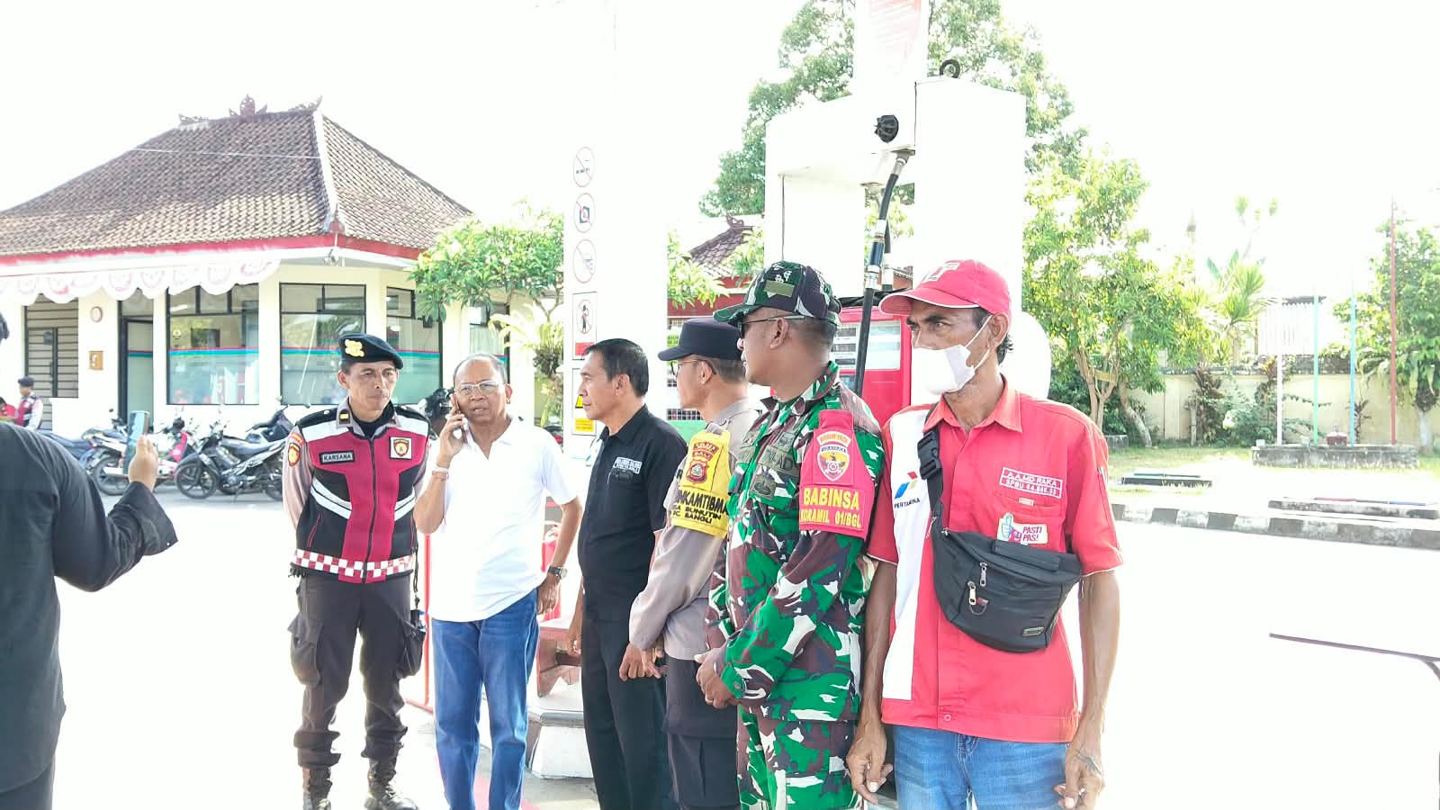 PANTAUAN GUBERNUR BALI DI SPBU BUNUTIN DENGAN BANTUAN BABINSA