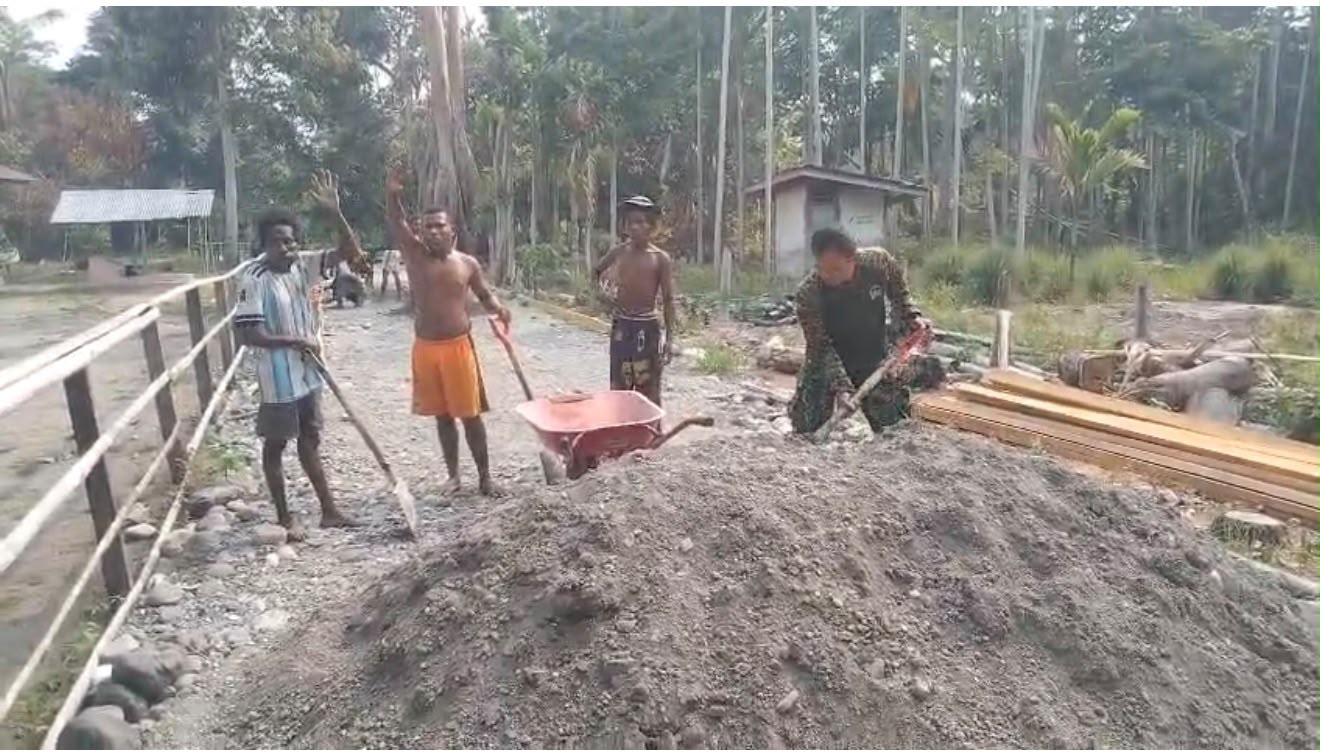 Progres Pembangunan Jalan TMMD ke-130 Bersama Masyarakat Yamboi
