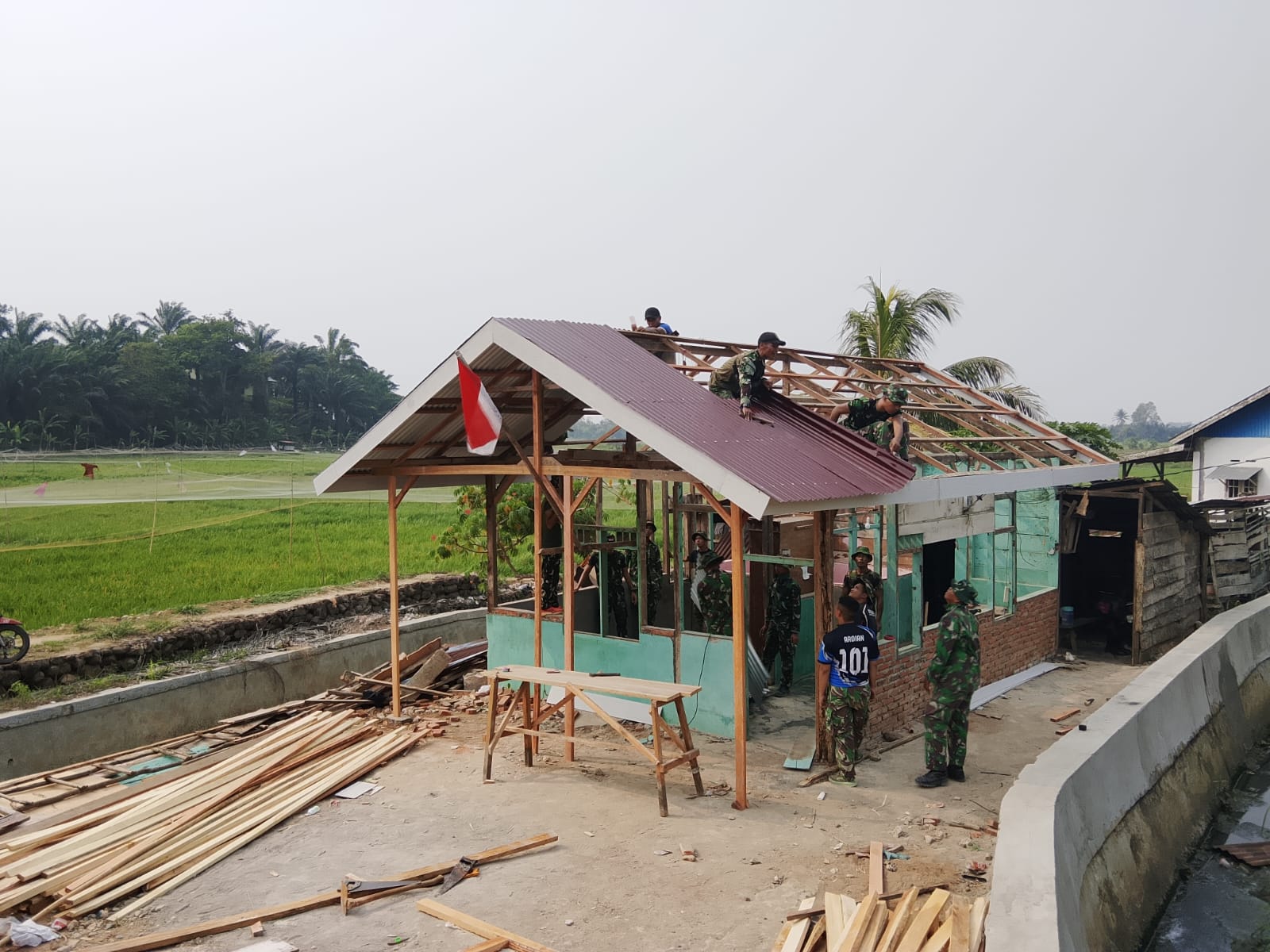 Satgas TMMD ke-130 Berkolaborasi untuk Membangun RTLH Berkualitas di Bengkulu