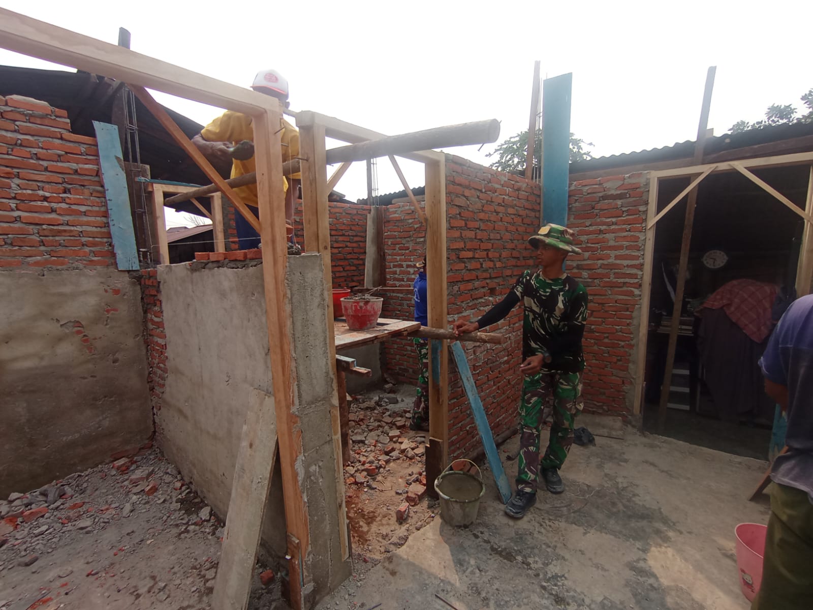 Satgas TMMD 130 Bengkulu Terapkan Metode Pembangunan Rumah Layak Huni
