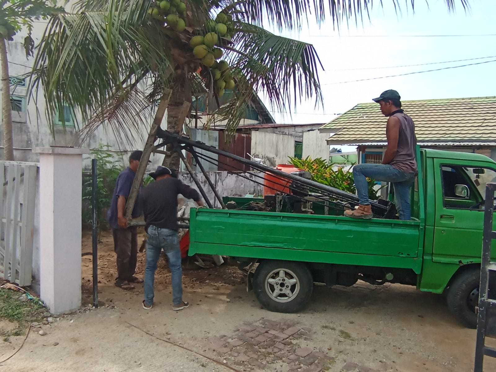 Inisiatif Pembangunan Sumur Bor di Puskesmas Pembantu untuk Kesehatan Masyarakat