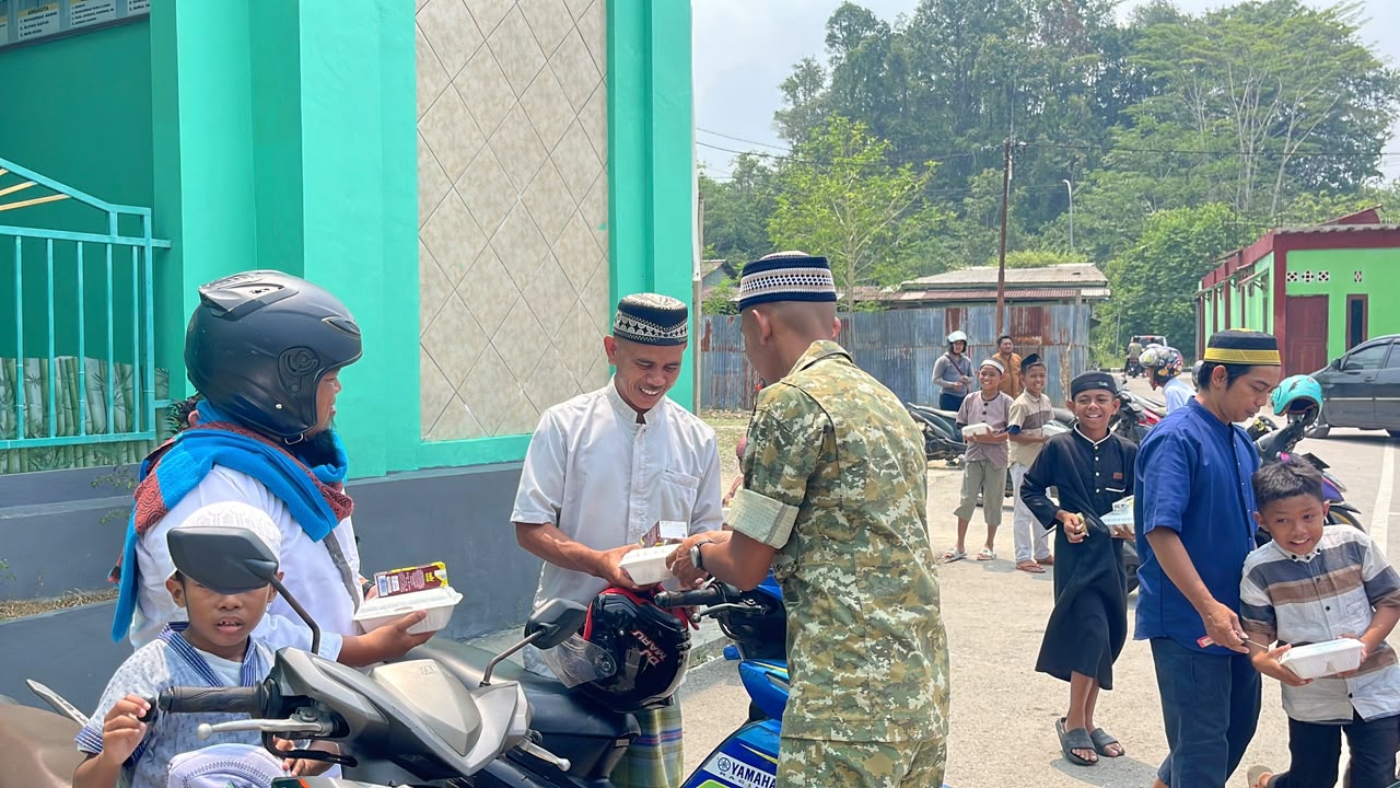 Kegiatan Bakti Sosial Prajurit di Supiori Memperkuat Hubungan dengan Masyarakat