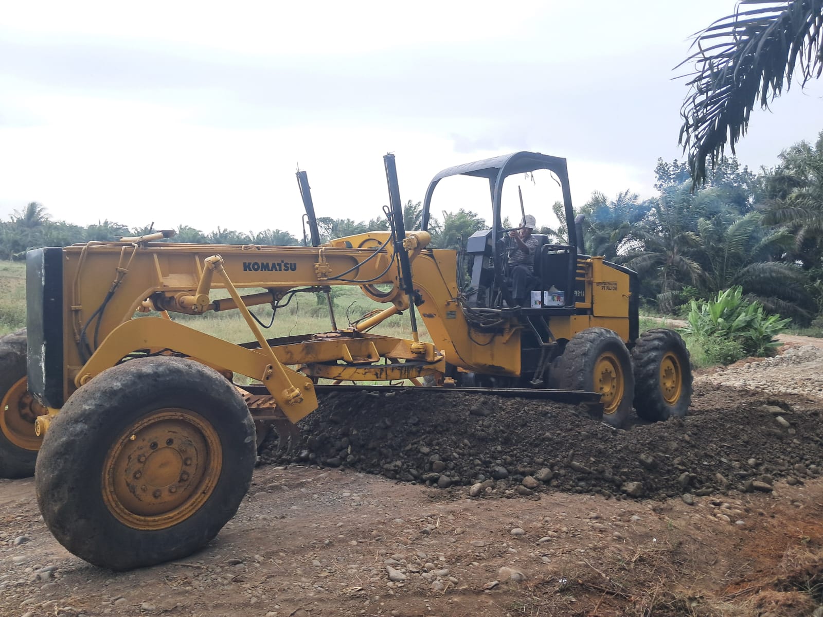 Keterlibatan Warga Kunci Keberhasilan Proyek Jalan TMMD ke-130 di Bengkulu