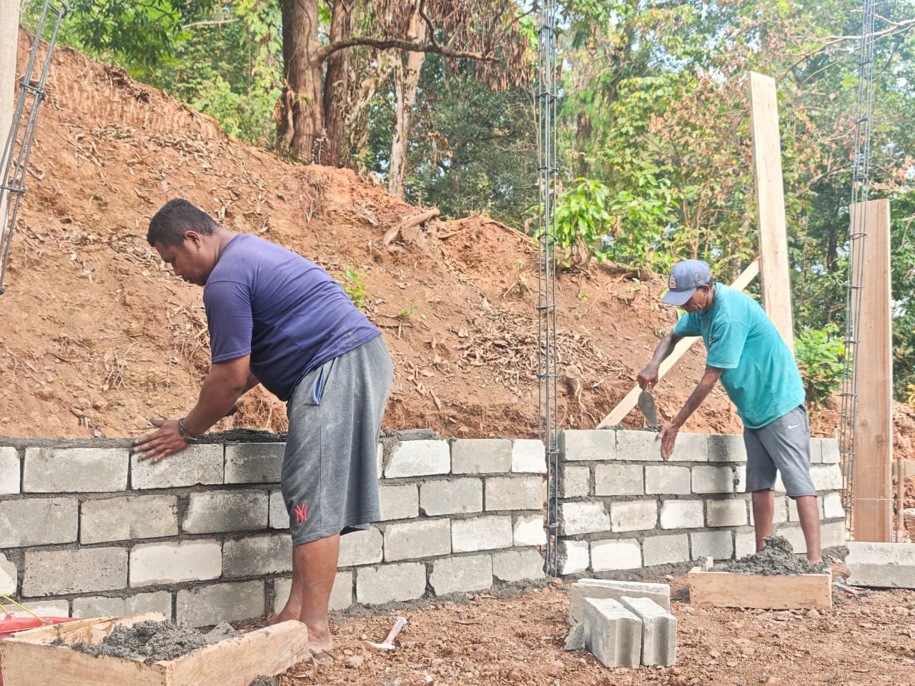 Semangat Gotong Royong dalam TMMD 130 Kodim 1504/Ambon