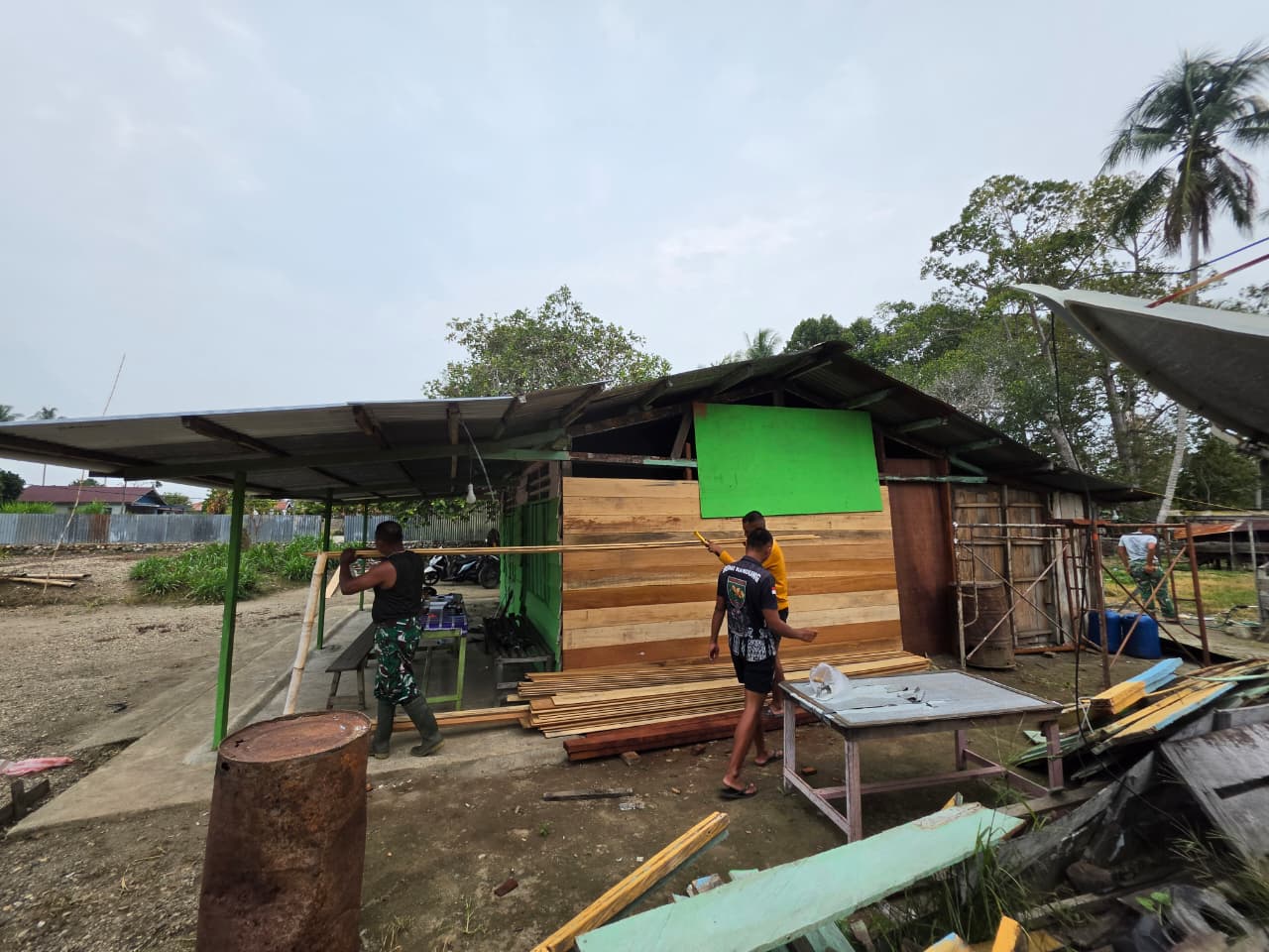 Satgas TMMD Kodim 1705/Nabire Prioritaskan Penyelesaian Gereja dan RTLH untuk Masyarakat