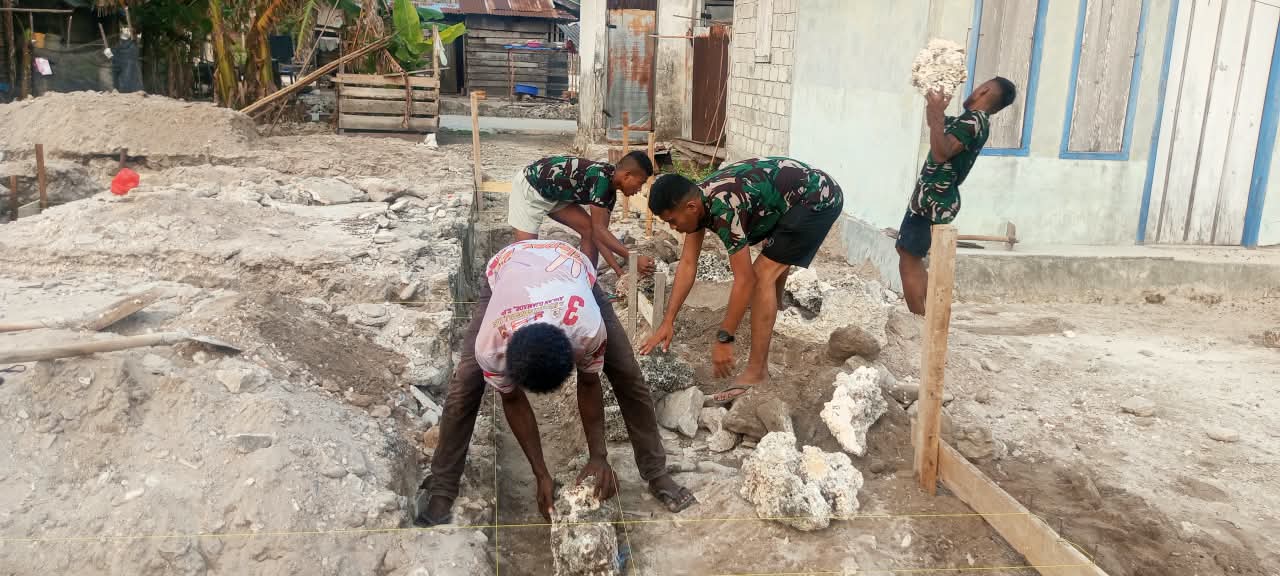 Dukungan Satgas TMMD Mempercepat Pembangunan Rumah Layak di Desa Umiyal Dukungan Satgas TMMD Mempercepat Pembangunan Rumah Layak di Desa Umiyal