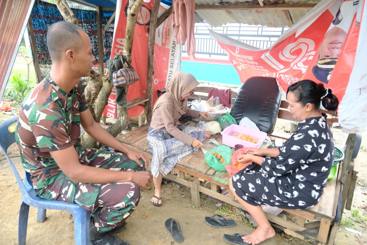Interaksi Hangat TNI dan Warga di TMMD Kodim 0209/LB Labuhanbatu