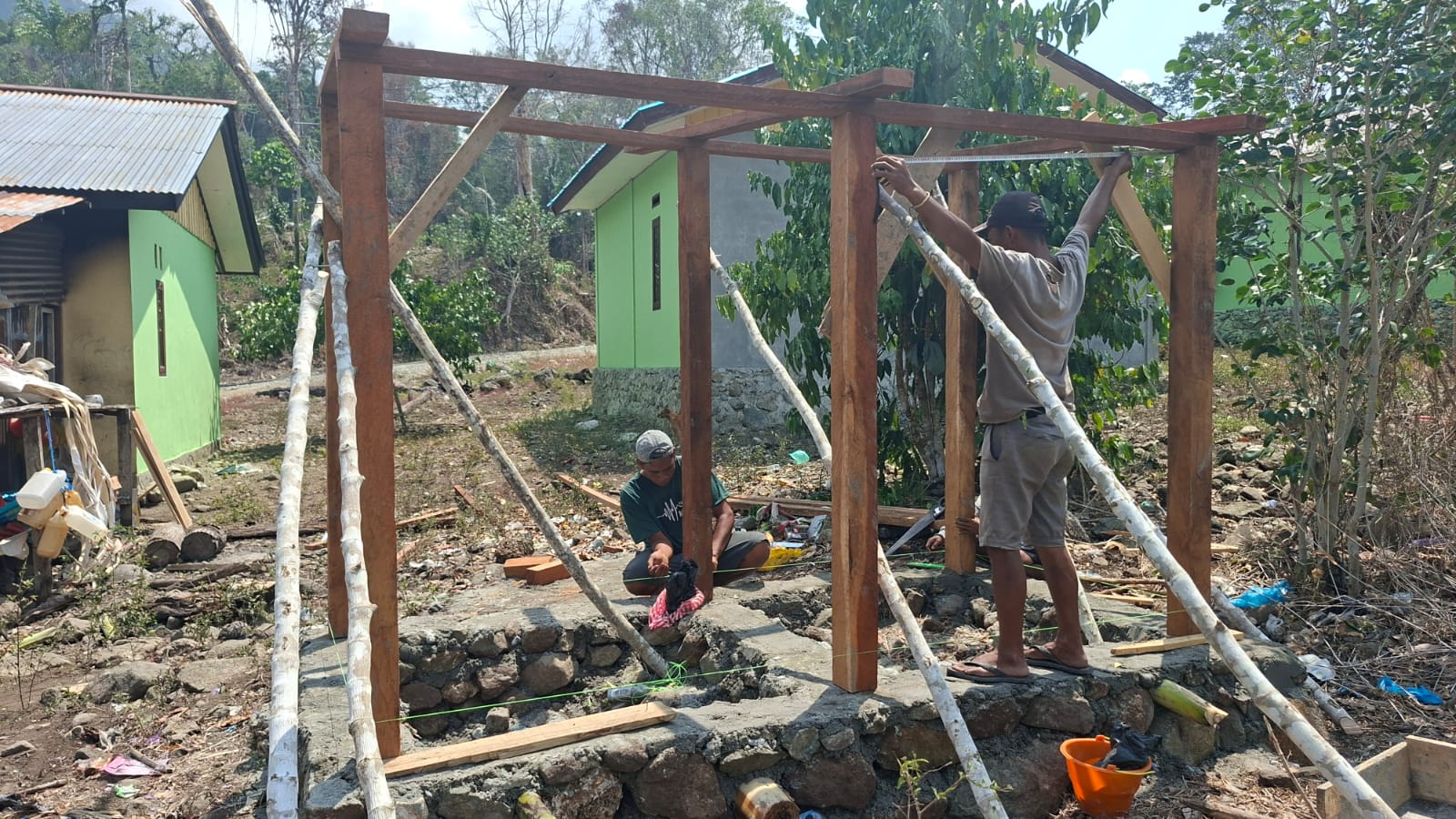 Kolaborasi Kompak Satgas TMMD dan Masyarakat dalam Membangun MCK