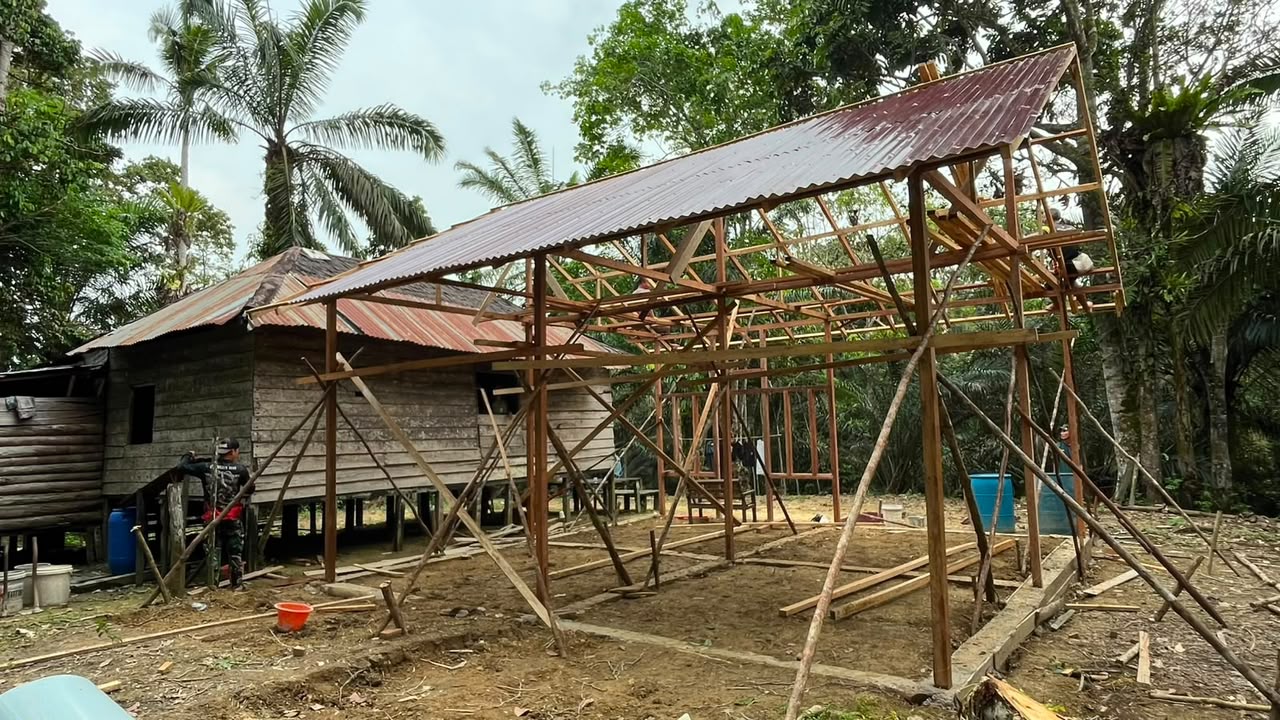 TMMD Ke-130: Satgas Targetkan Rehabilitasi Rumah Ibu Soanim untuk Masyarakat