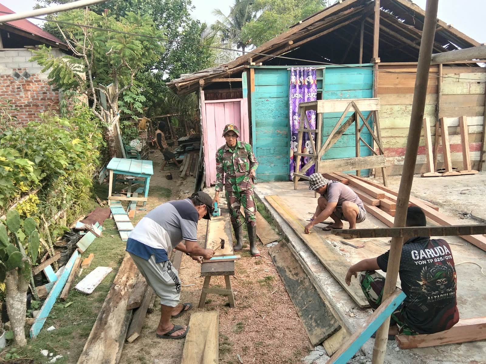 Pemulihan Rumah Layak Huni Ibu Minya Dikenalkan oleh Satgas TMMD Poso