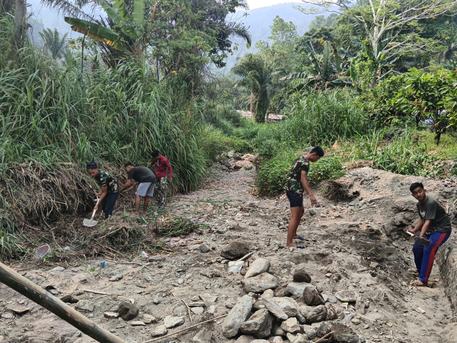 Dukungan Masyarakat PENTING dalam Pemeliharaan Jembatan Cendana di Luwu Timur
