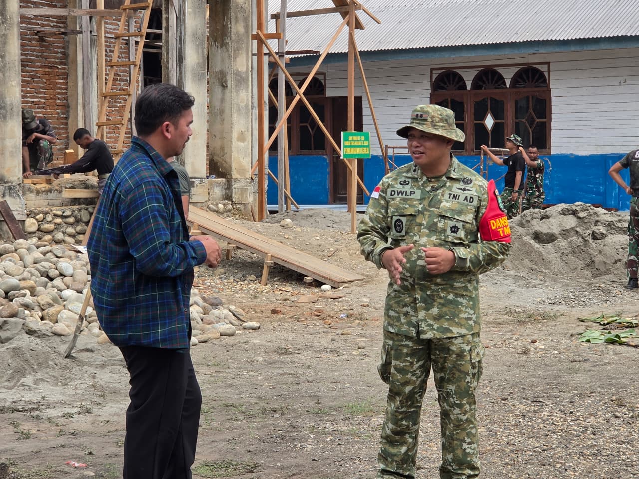 Ketahanan Masyarakat Diperkuat Melalui Program TMMD di Nabire Papua Ketahanan Masyarakat Diperkuat Melalui Program TMMD di Nabire Papua