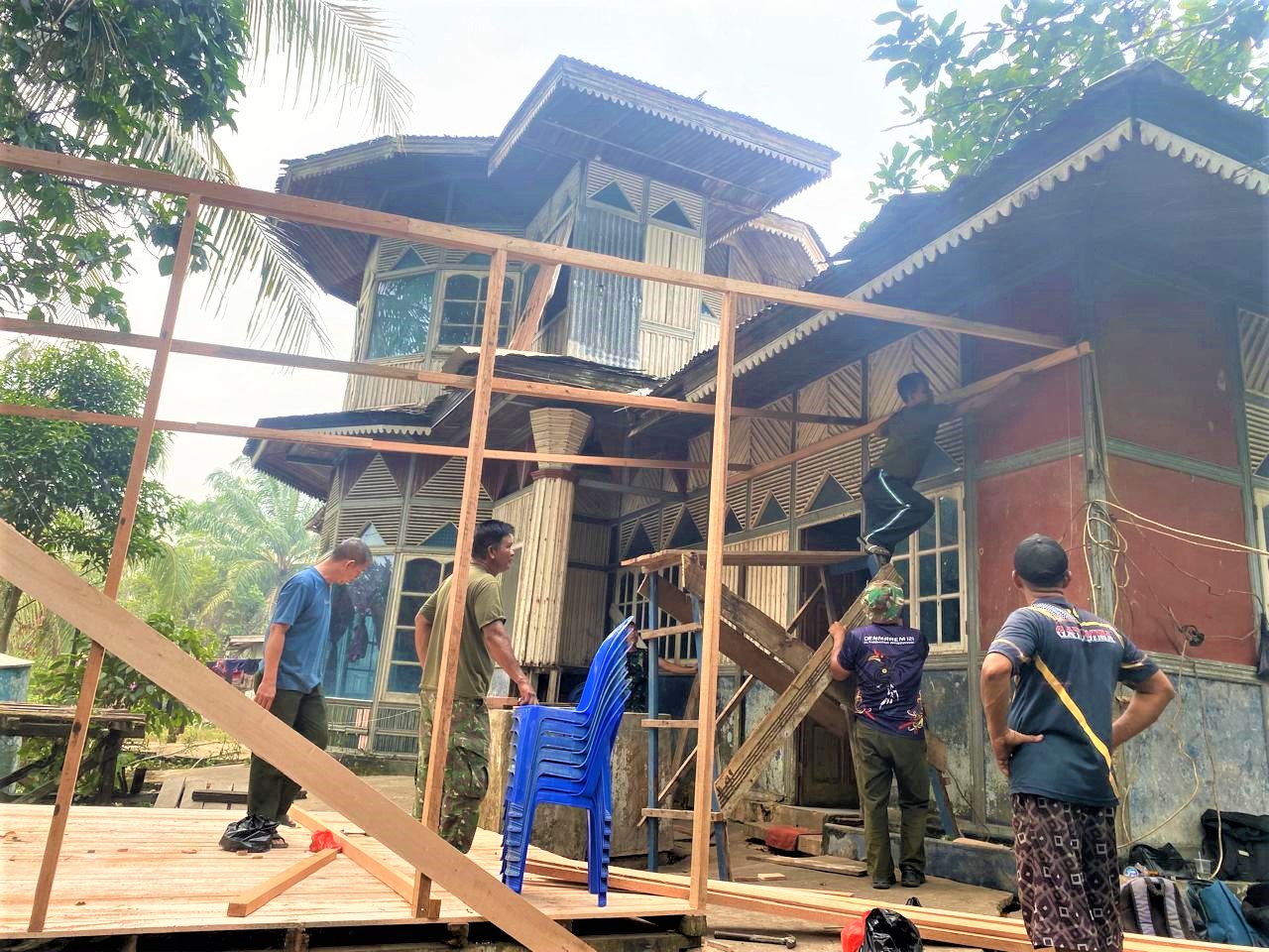 TNI Laksanakan Renovasi Panti Asuhan Cahaya Purnama Demi Kesejahteraan Anak