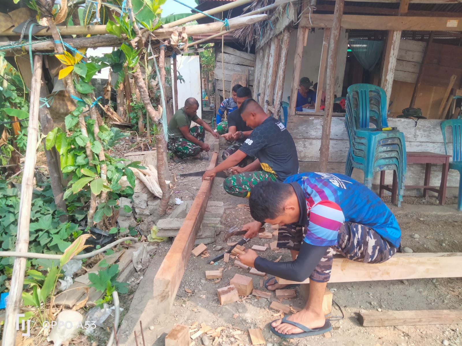 Perbaikan Rumah Warga oleh Satgas TMMD Ke-130 di Poso