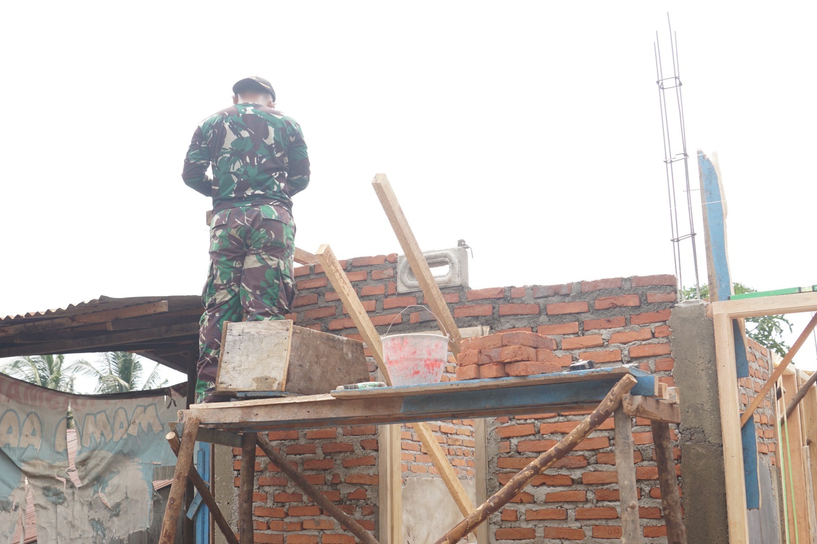 Kedekatan TNI dan Masyarakat Perkuat Proyek Pembangunan dalam TMMD di Bengkulu