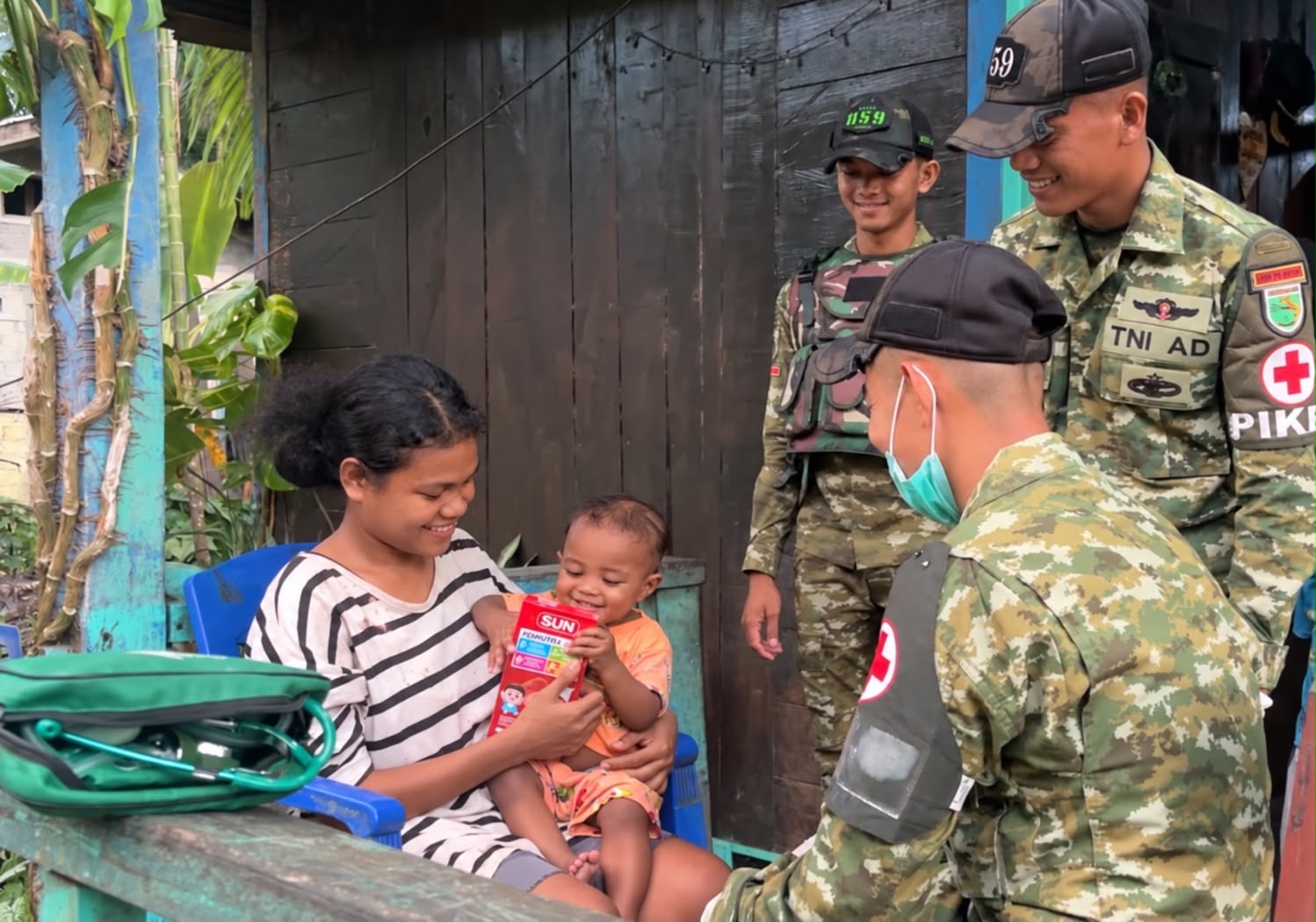 Program SEHATI TNI untuk Kesehatan Masyarakat Kampung Masram