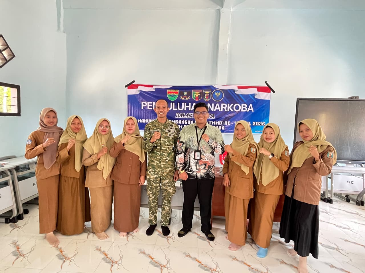 Kodim 0427 dan BNN Gelar Penyuluhan Narkoba bagi Pelajar di Way Kanan