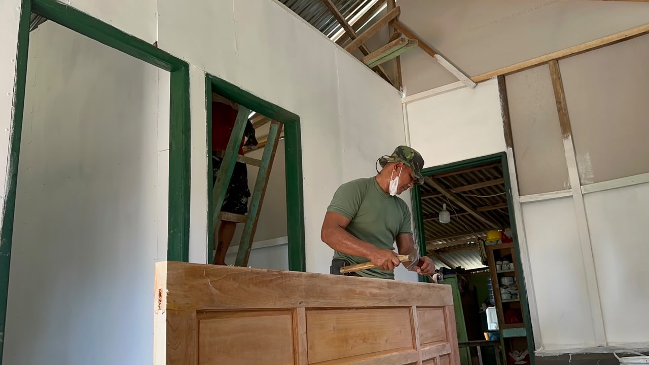 Kemajuan Rehabilitasi Rumah Suroto di Labuhanbatu Meningkat Pesat Berkat TNI