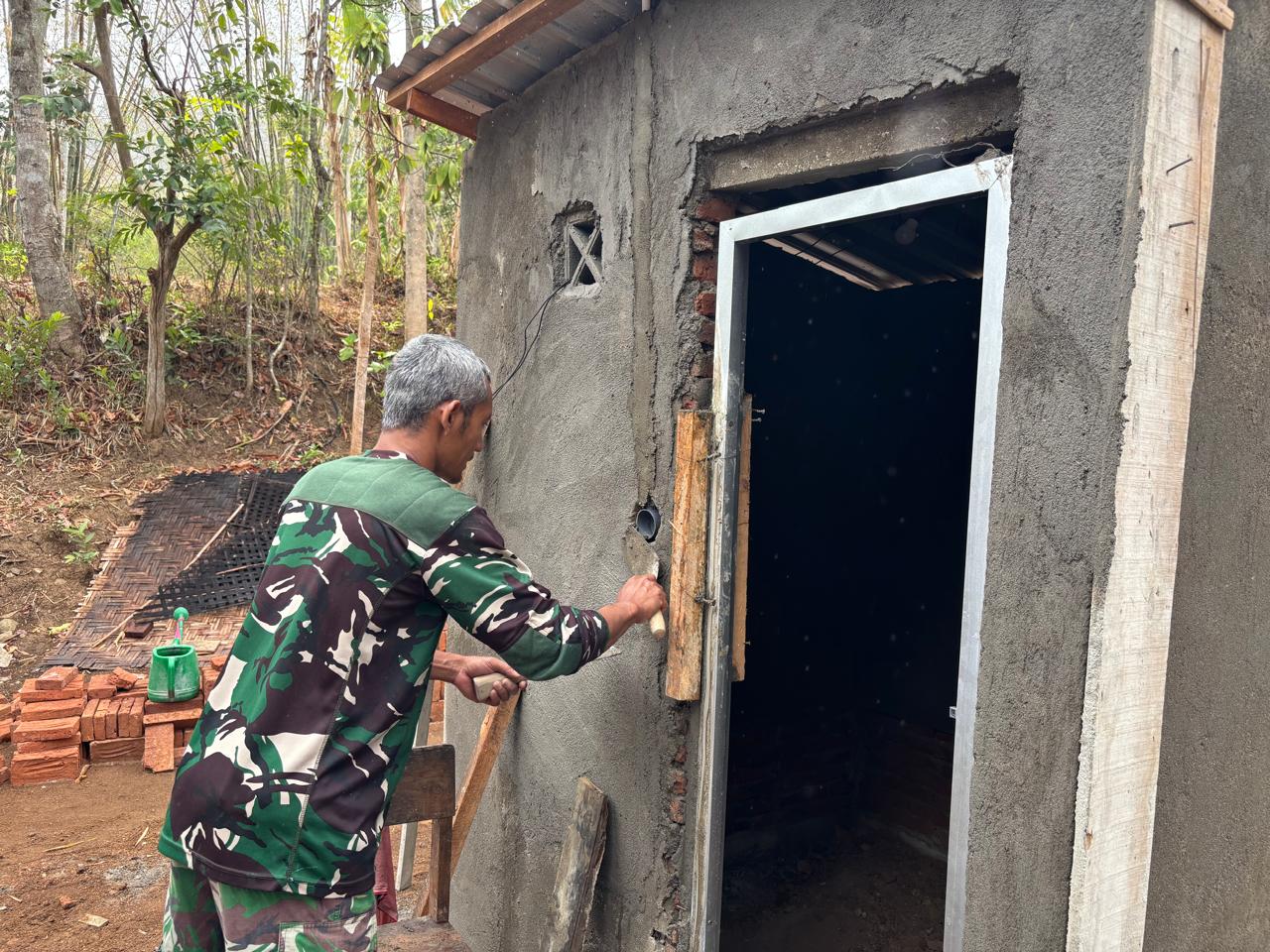 Pembangunan Jamban di Desa Pojok Jadi Prioritas Satgas TMMD Tulungagung