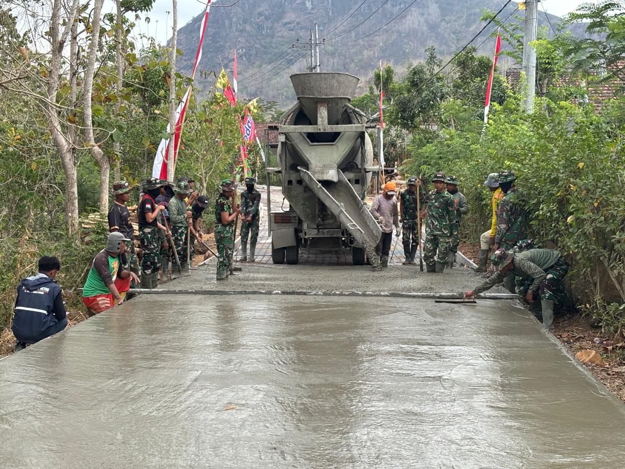 TMMD Dorong Peningkatan Akses Jalan di Tulungagung dengan Progres Mencolok