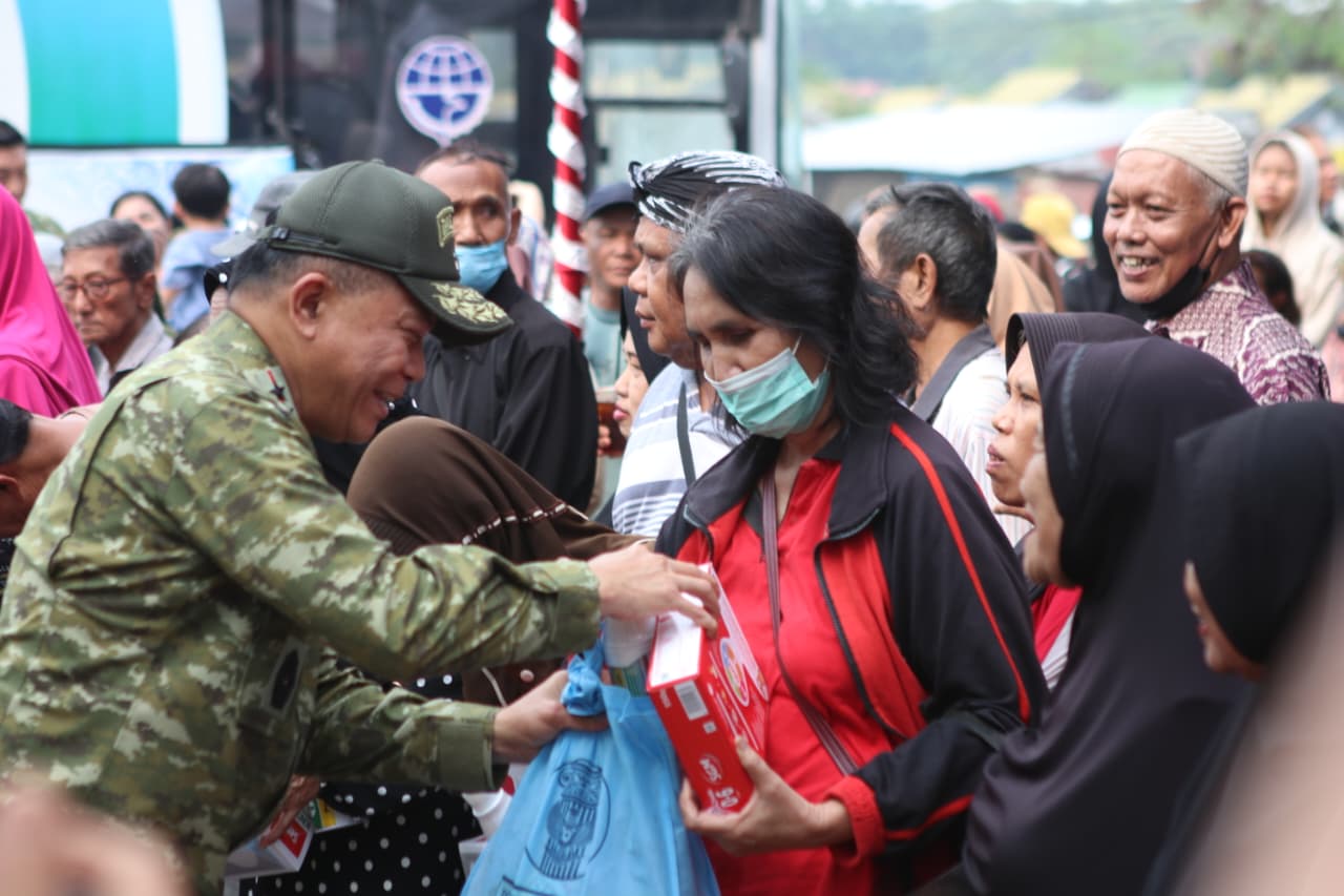 Dukungan Kodam XXII/TB bagi Warga Kalimantan Tengah Terdampak Asap