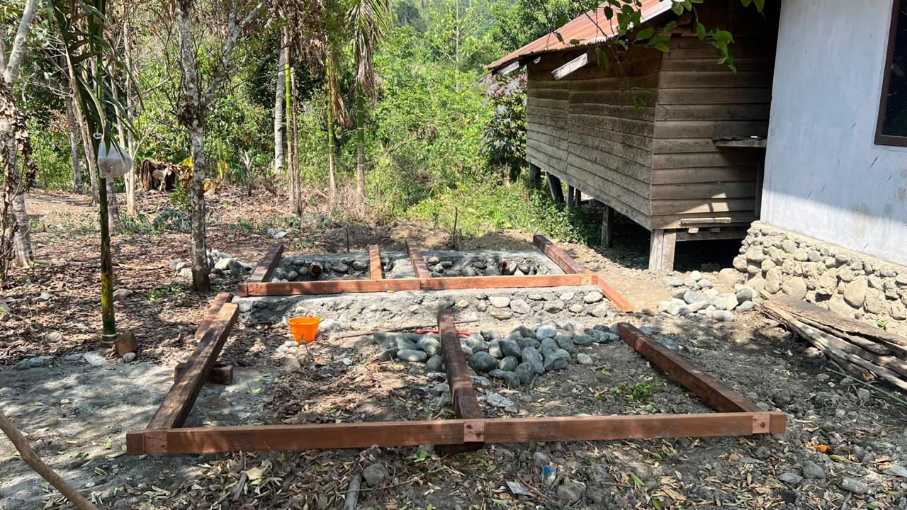 TNI dan Komunitas Yamboi Bersinergi Membangun Fasilitas Sanitasi untuk Masyarakat