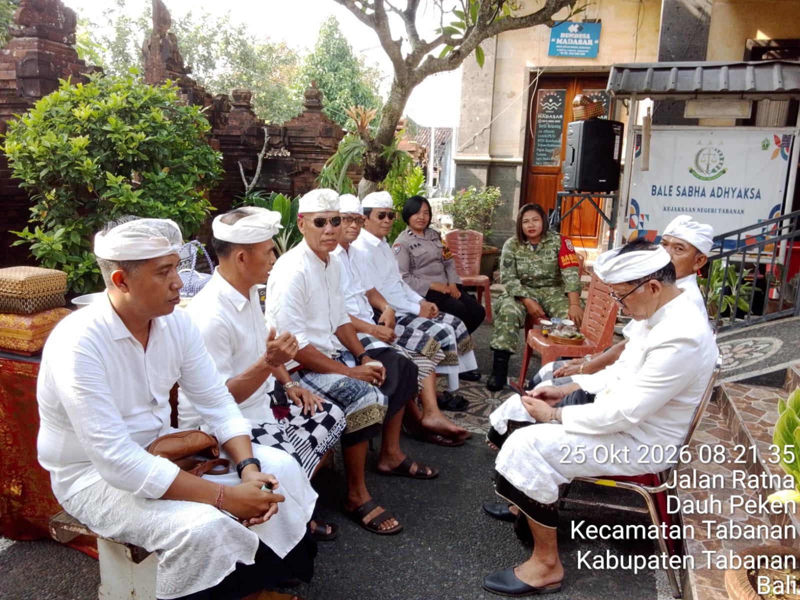 Upacara Pujawali di Desa Dauh Peken, Peran Aktif Babinsa