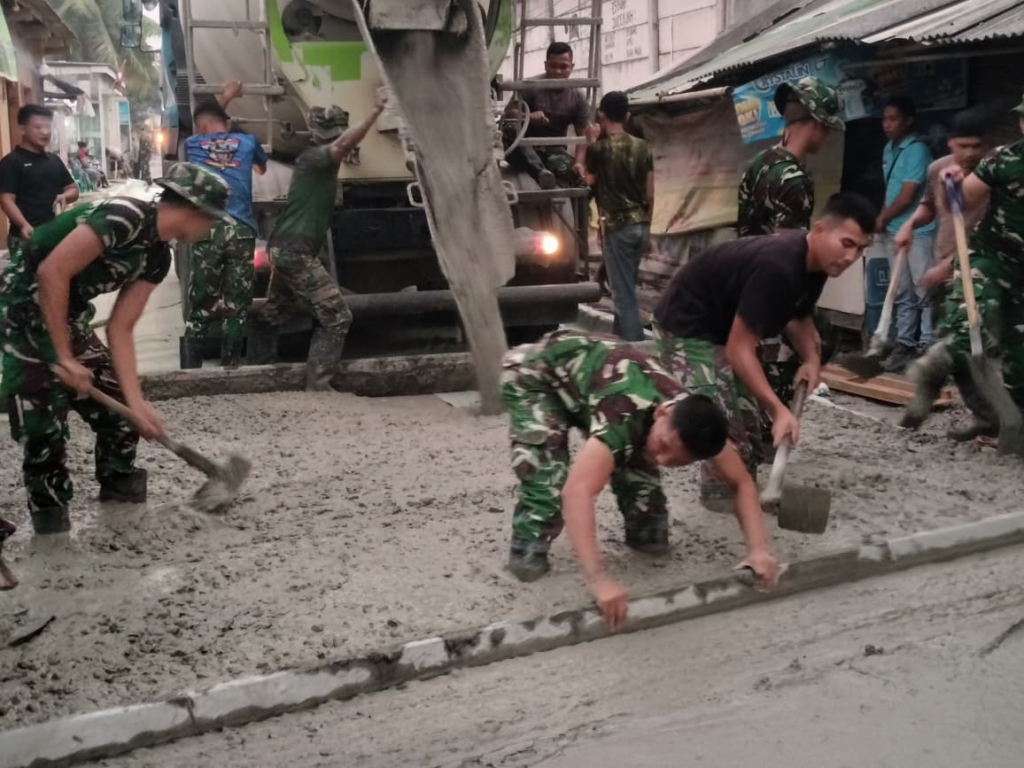 Transformasi Jalan Desa Sumur Bandung Melalui Program TMMD Ke-130