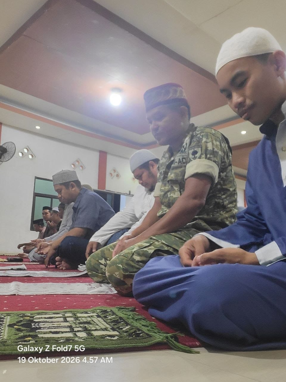 Babinsa Kodim 1420/Sidrap adakan ibadah subuh untuk dekatkan diri dengan masyarakat