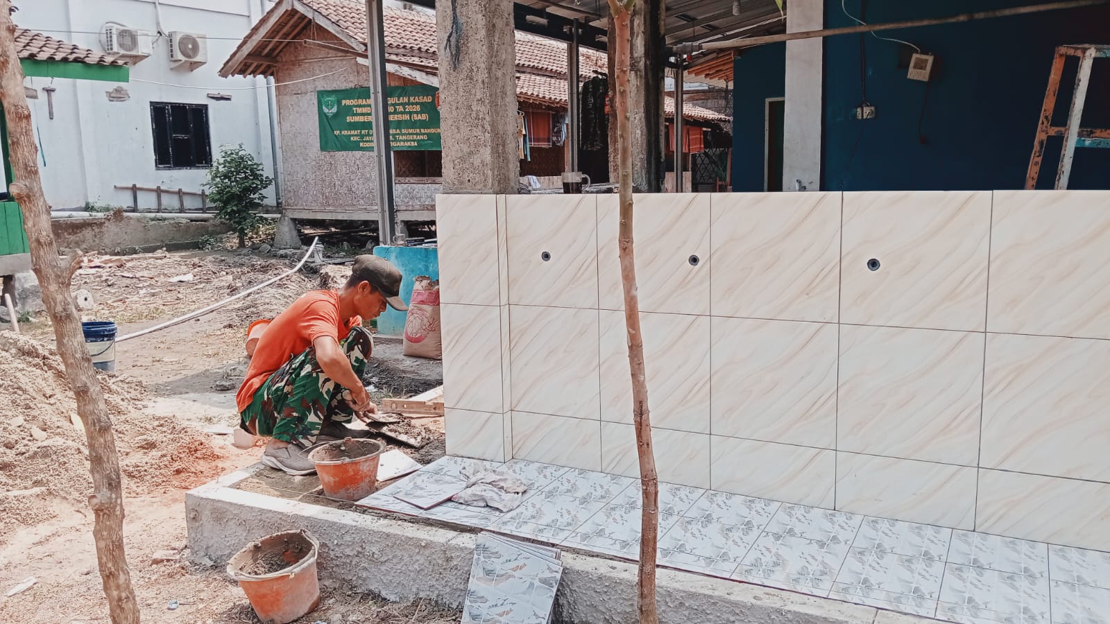 Ketersediaan Air Bersih: Inisiatif Satgas TMMD di Pesantren