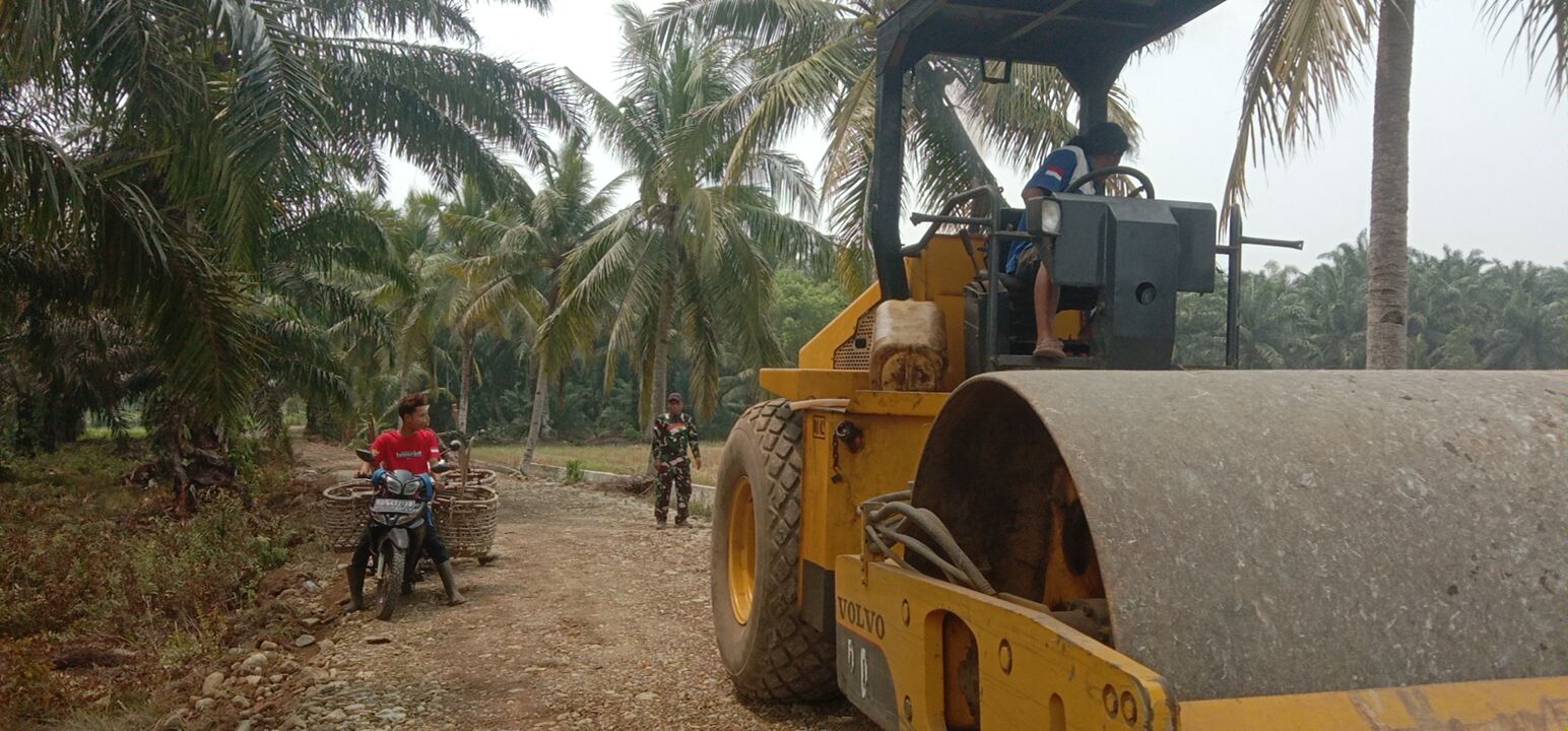 Jalan TMMD ke-130 Terus Dikebut, Warga Kandang Limun Segera Nikmati Akses Transportasi Lebih Mudah