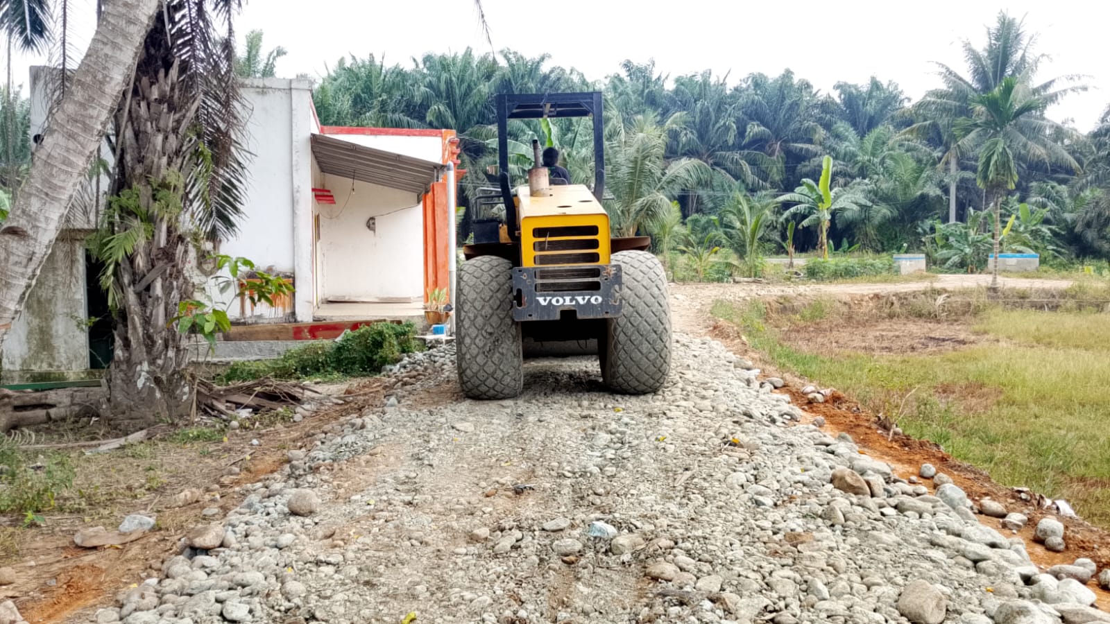 Tinggal 20 Persen Lagi, Satgas TMMD ke-130 Kodim 0407/Bengkulu Kebut Penyelesaian Jalan